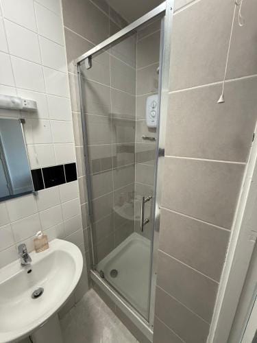 The Birchwood Lodge Hotel in Horley