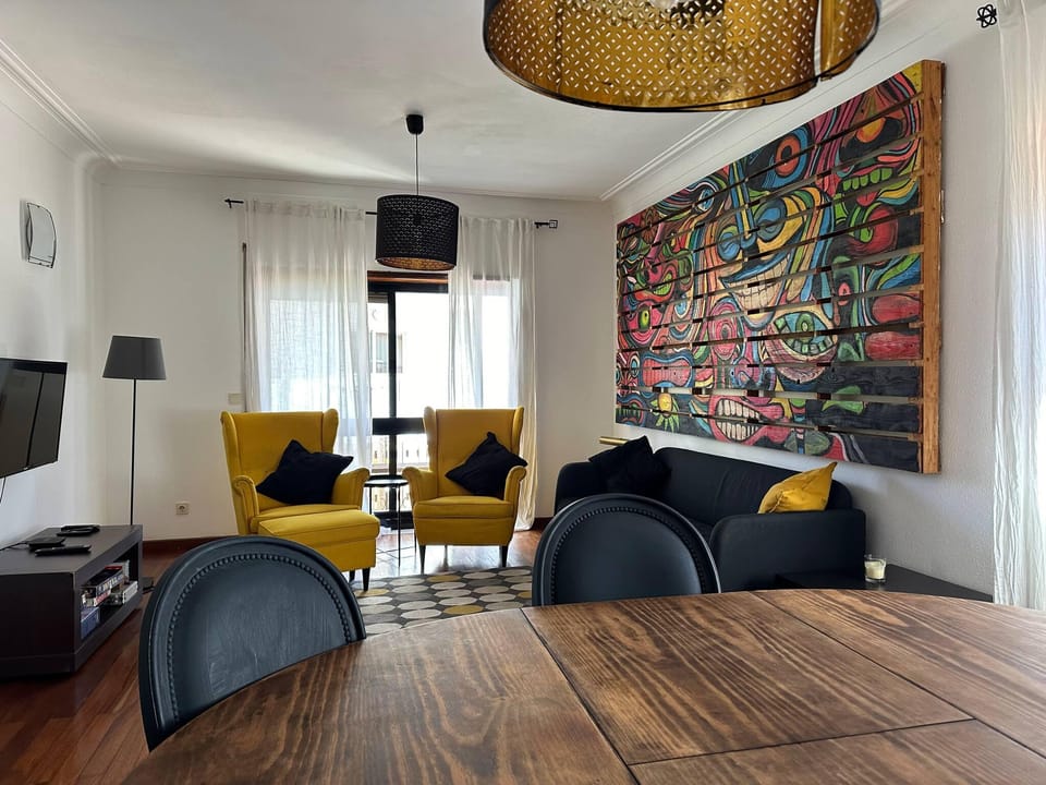 7 room house, 2 kitchens Resort in Vila Nova de Gaia