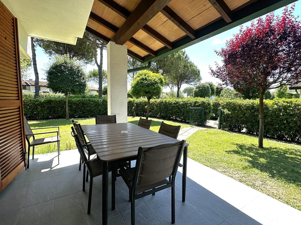 Comfy Bibione villa with pool access Resort in Bibione