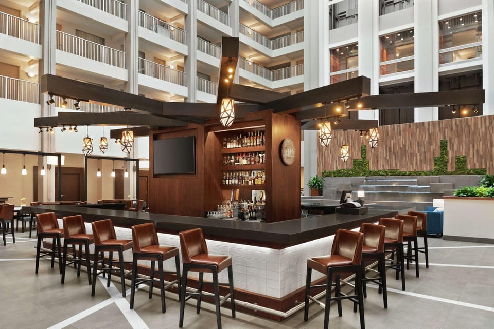 Embassy Suites by Hilton Cincinnati RiverCenter Hotel in Covington