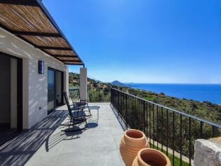 Holiday Home in Crete with Pool near Souda Beach Hotel in Crete