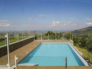 Villa in Cortona with pool Hotel in Umbria