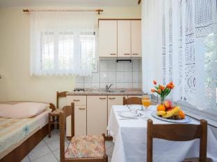 Inviting studio apartment in Primosten Hotel in Šibenik-Knin County, Croatia