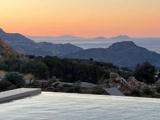 Villa in Sellia with Private Pool  Sea Views Hotel in Crete