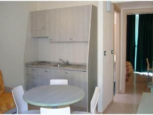 Ferienwohnung fur 4 Personen in Imperia Hotel in Imperia