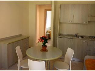 Ferienwohnung fur 4 Personen in Imperia Hotel in Imperia