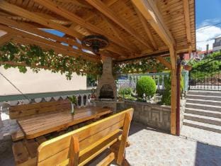 Apartment in Senj with Stunning Sea Views Hotel in Lika-Senj County
