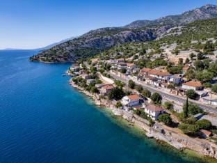 Beautiful coastal apartment in Karlobag Hotel in Zadar County
