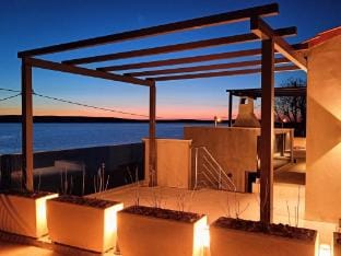 Beautiful coastal apartment in Karlobag Hotel in Zadar County
