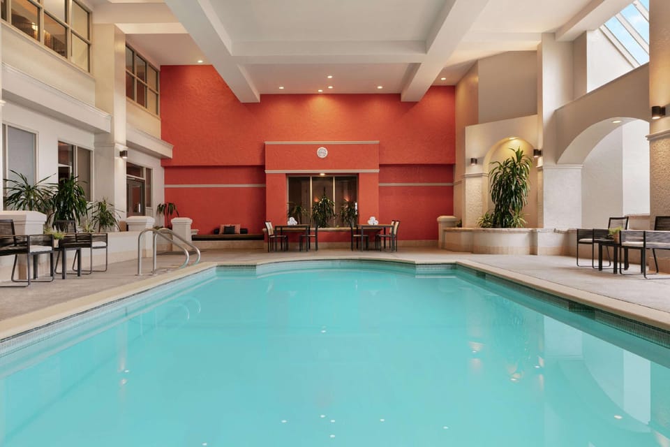 Embassy Suites by Hilton Los Angeles Downey Hotel in Downey