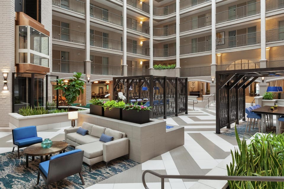 Embassy Suites by Hilton Arcadia Pasadena Area Hotel in Arcadia