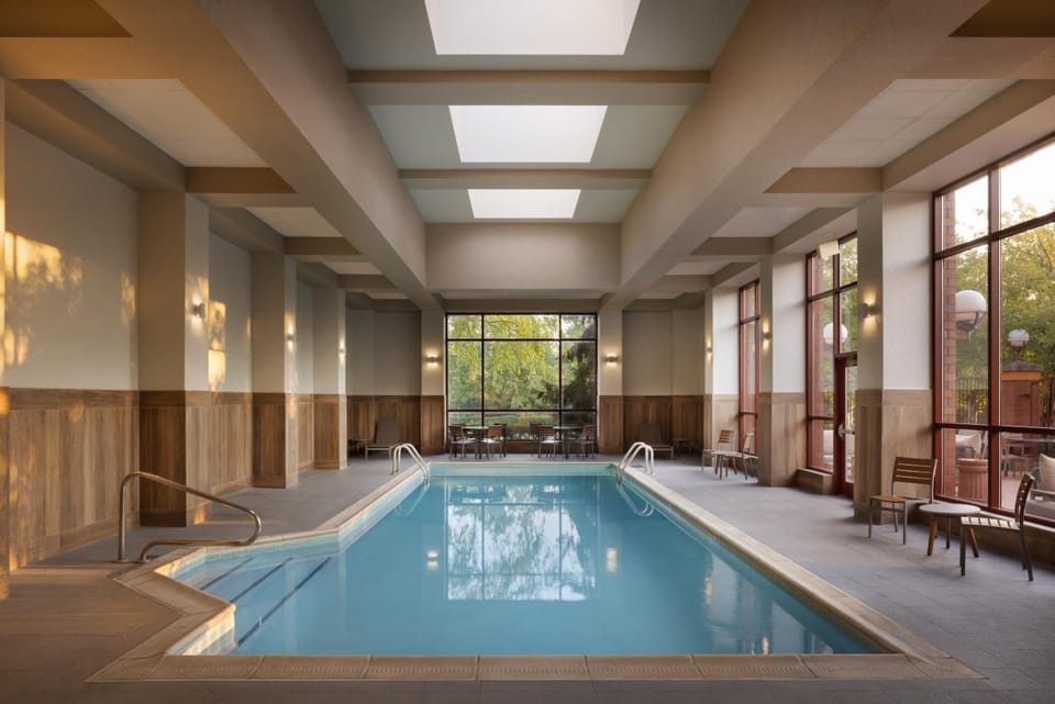 Embassy Suites by Hilton Lexington/UK Coldstream Hotel in Lexington
