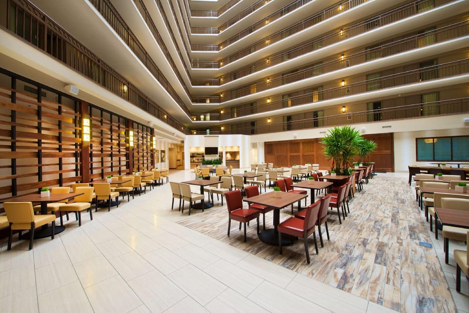 Embassy Suites by Hilton Portland Tigard Hotel in Tigard