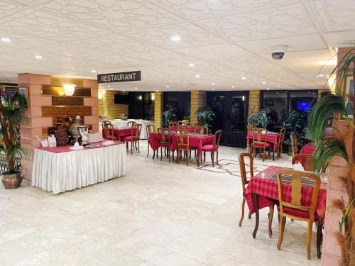 Rotana Al Forsan Suites, Al Hamra Hotel in Jeddah