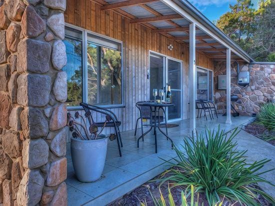 Freycinet Stone Studio 5 Hotel in Coles Bay