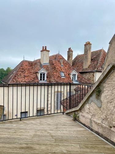 L echappee semuroise de Leane Hotel in Bourgogne-Franche-Comté