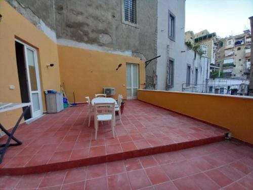 al vecchio lanificio Hotel in Naples