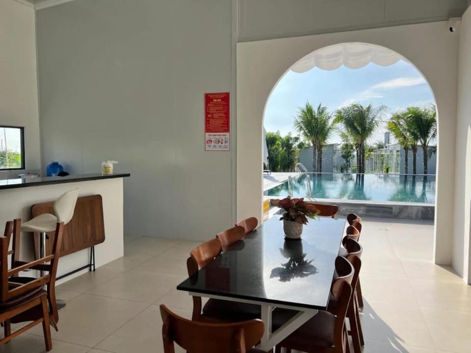 Wind Hills Hotel in Bình Thuận Province