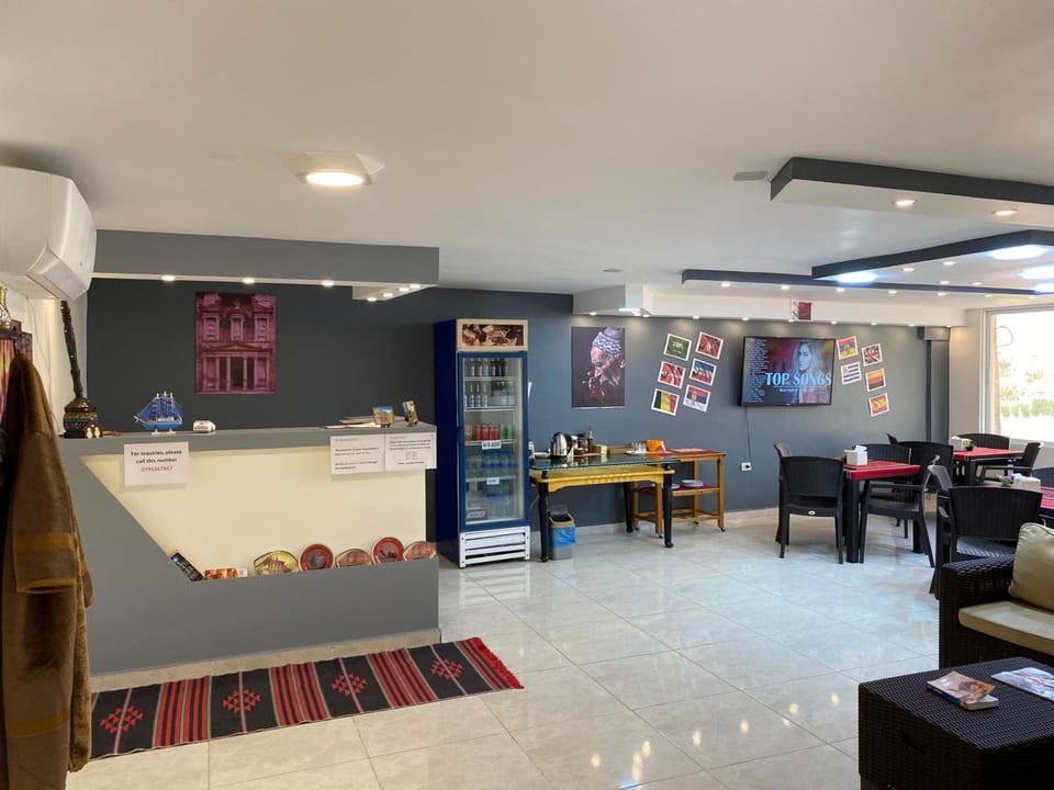 Rose city inn Apartment hotel in Africa