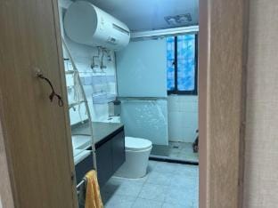Jingyue Youth Hostel (Jiubao Metro Station) Hotel in Hangzhou