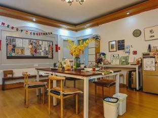 Ningbo Youjian Pure Female Youth Hostel (Tianyi Branch) Hotel in Zhejiang