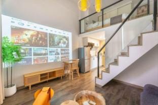Luoshen's Projection Homestay (Wulin Square Branch 1) Hotel in Hangzhou