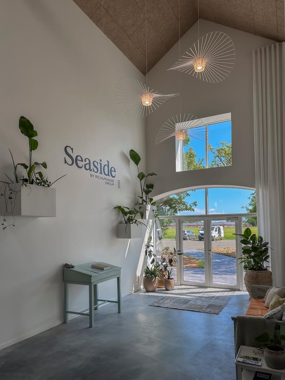 Seaside Retreat & Hotel Resort in Stege