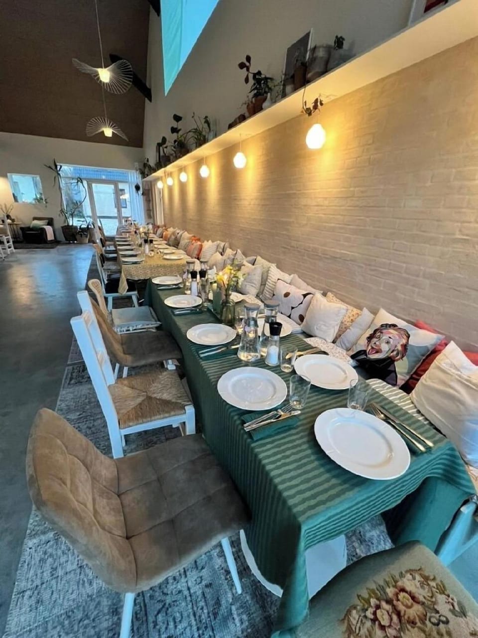 Seaside Retreat & Hotel Resort in Stege