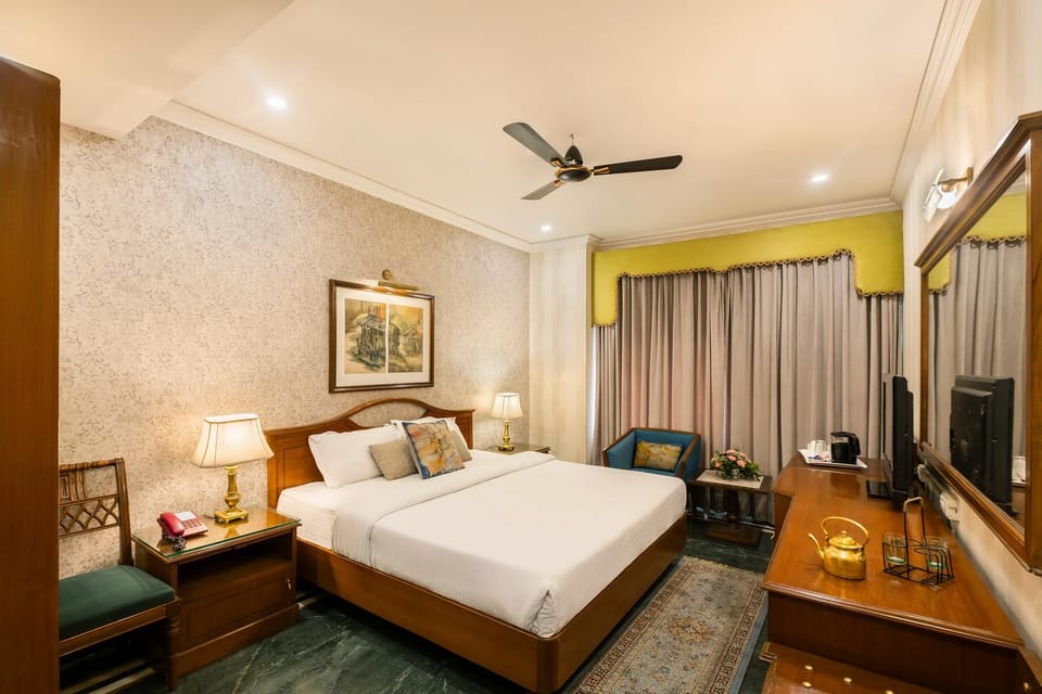 Hotel Kwality Regency Hotel in Chandigarh