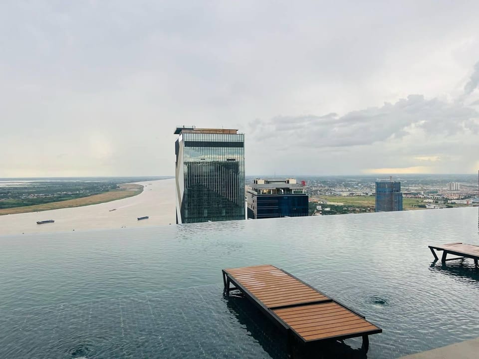 The PEAK Service Apt- By David Apartment hotel in Phnom Penh Province