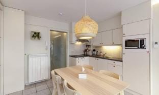 Cosy Studio with Seaview Wenduine - LAncre Hotel in De Haan
