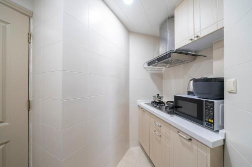 Tyms Stylish 1BR APT Gubei International Garden Hotel in Shanghai