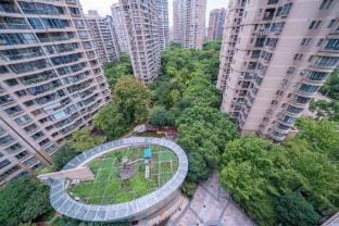 Tyms Modern 1BR APT Gubei International Garden Hotel in Shanghai