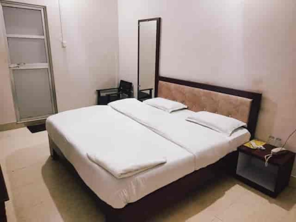 Akriti Madhya Pradesh Hotel in India