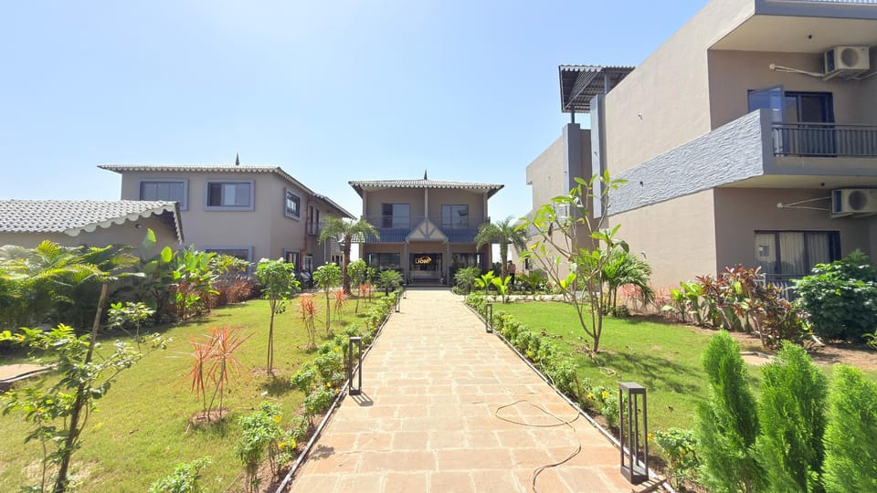 Gold Lion Resort Hotel in Gujarat
