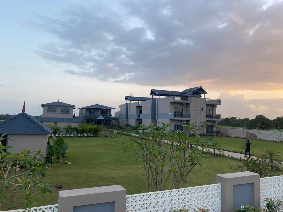 Gold Lion Resort Hotel in Gujarat