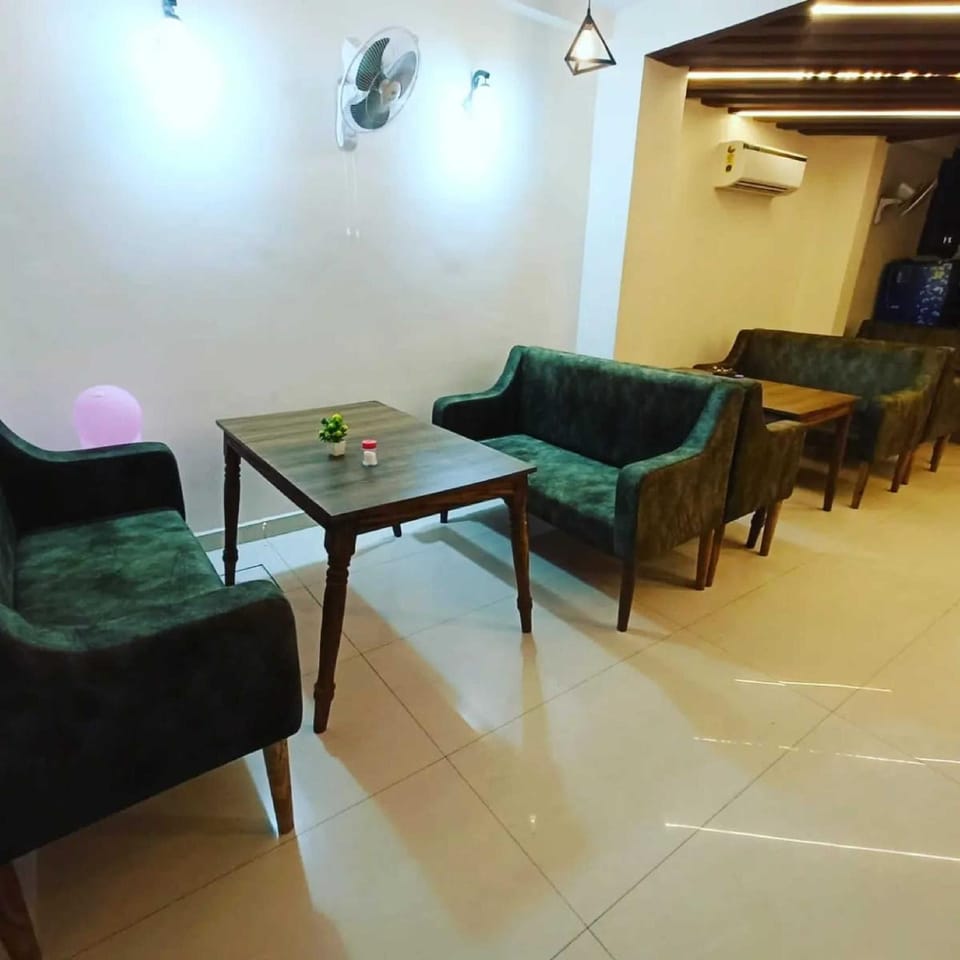 Hotel Royal Regency & Restaurant Maihar Hotel in Uttar Pradesh