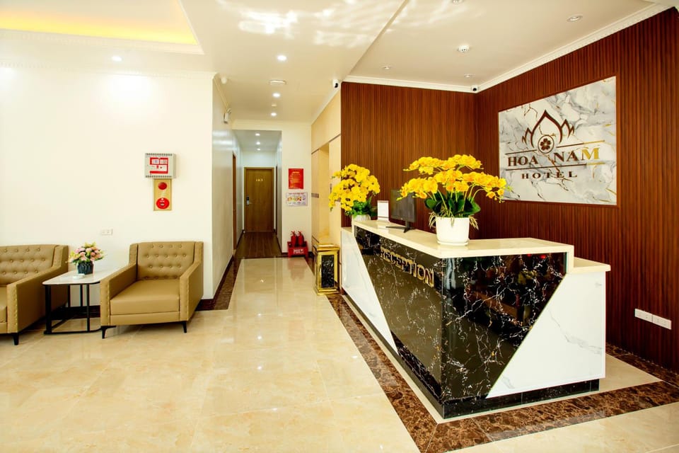Hoa Nam Hotel - Viet Hung Hotel in Hanoi