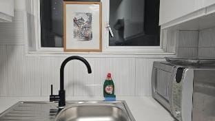 Earls Court 2 Bedroom Teraced Flat Hotel in City of Westminster