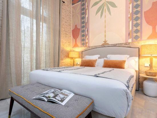 Cozy 3BD duplex in seville center. Gran Poder II Hotel in Seville