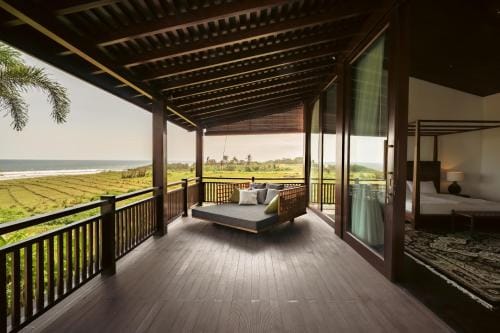 Oceanfront Luxury Villa in Beraban with Private Pool Hotel in Kerambitan