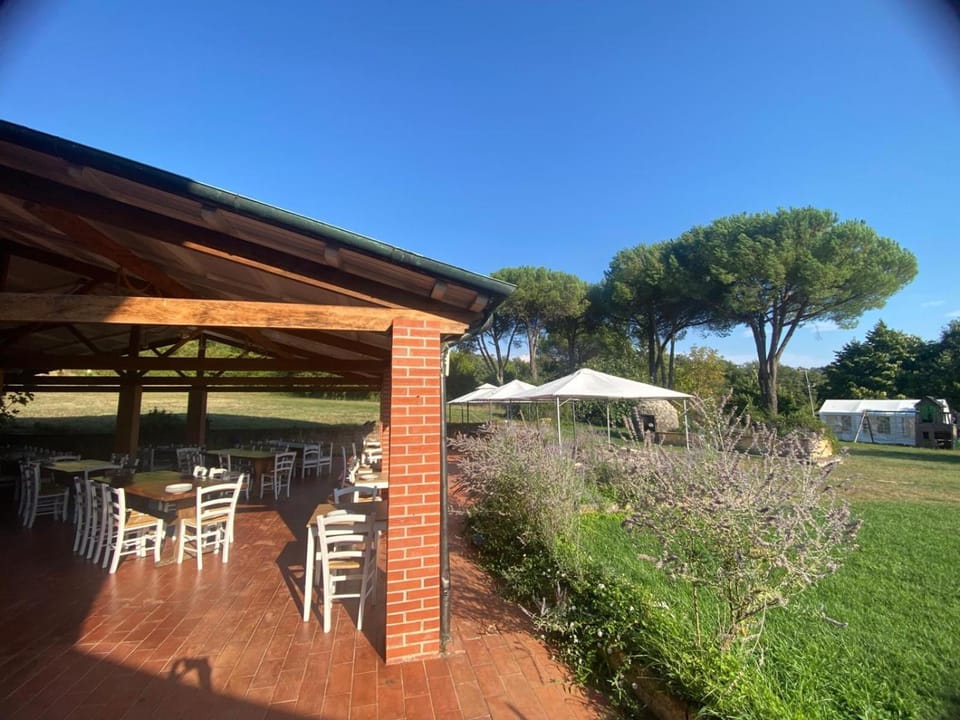 Agriturismo Santa Lorica - Sassetta Hotel in Tuscany