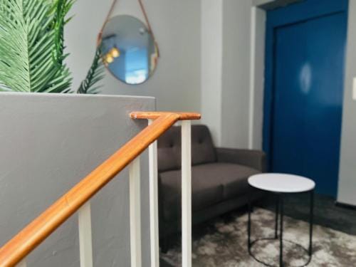 M and B MotherCity Backpackers Hostel in Cape Town