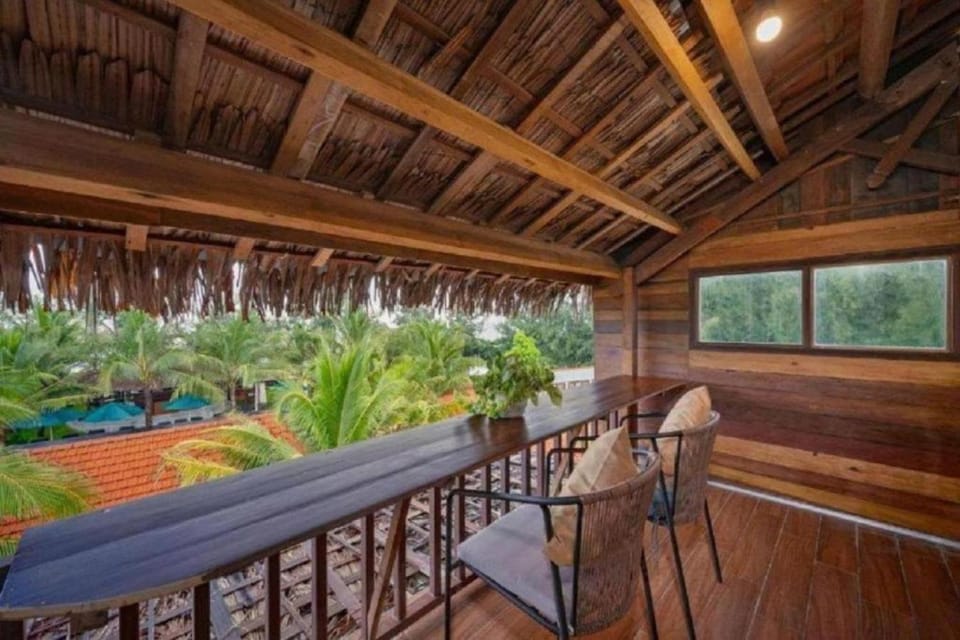 Hoianbang Beach Front Villa and Restaurant Hotel in Hoi An