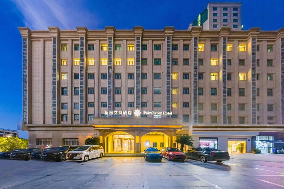 Hotel Belleaire - Shanghai Jinshan Bailian City Beach Hotel in Shanghai