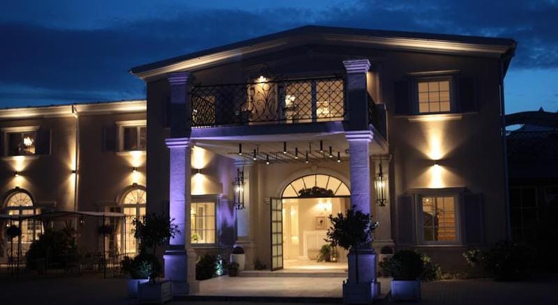 Riviera Resort Modlin Airport Hotel in Masovian Voivodeship
