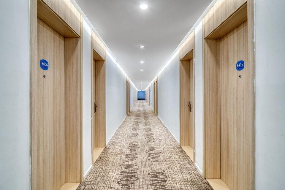 Home Inn - Hangzhou West Lake Wulin Plaza Wulinmen Subway Station Hotel in Hangzhou