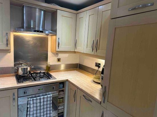 Entire flat by Principality Stadium (5 min walk) Hotel in Cardiff