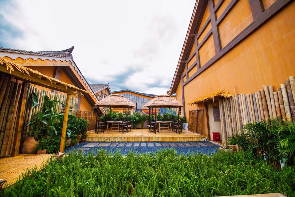 26Life Ethnic Inn (Sunac Dianchi Houhai Branch) Hotel in China