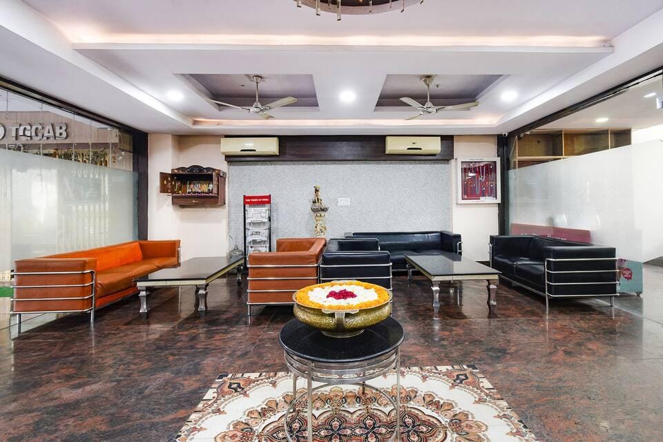 Fabhotel L Grand Hotel in Secunderabad